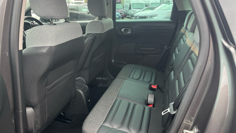 Citroen C3 Aircross 1.2 PureTech 110 Shine Plus 5dr Petrol Hatchback